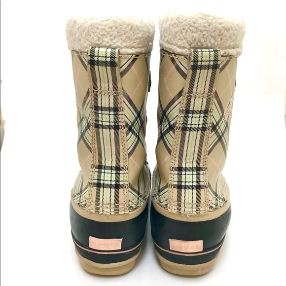 Sorel: waterproof plaid “Yoot Pac” boots (5) - Picture 5 of 11
